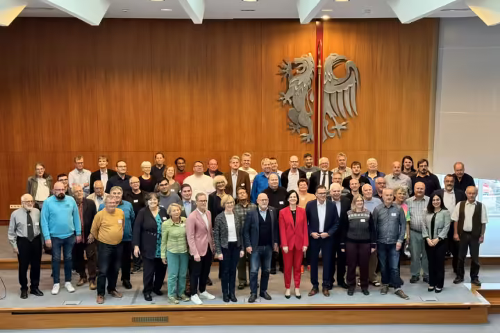 Die Teilnehmenden der diesjährigen Tagung des bundesweiten Netzwerks der Fahrgastbeiräte